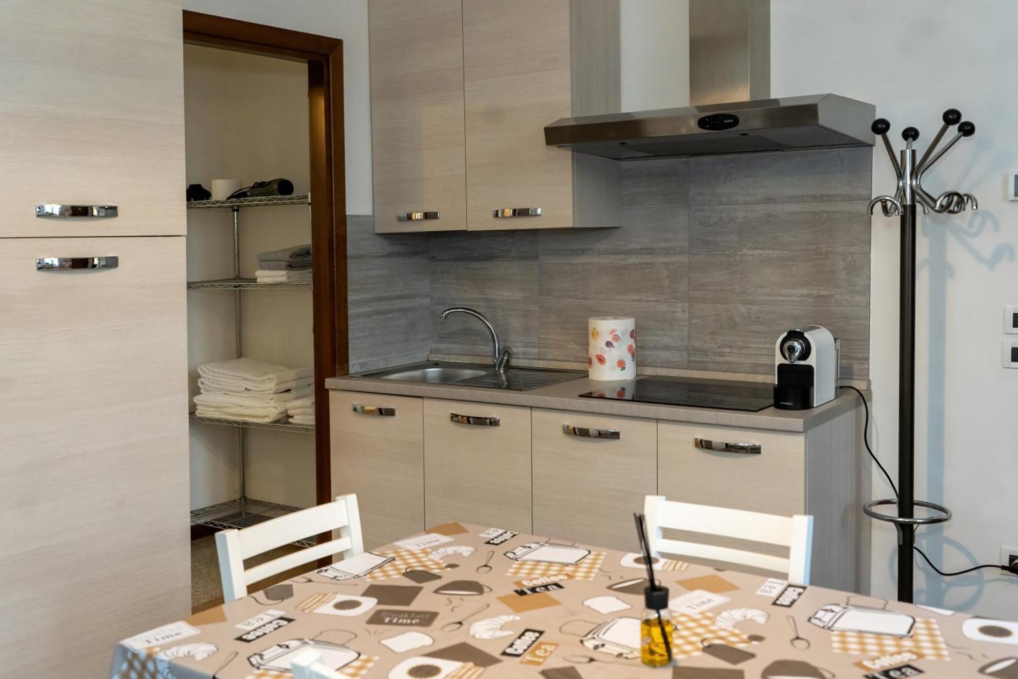 Civico 18 Bed & Breakfast Bassano del Grappa Luaran gambar